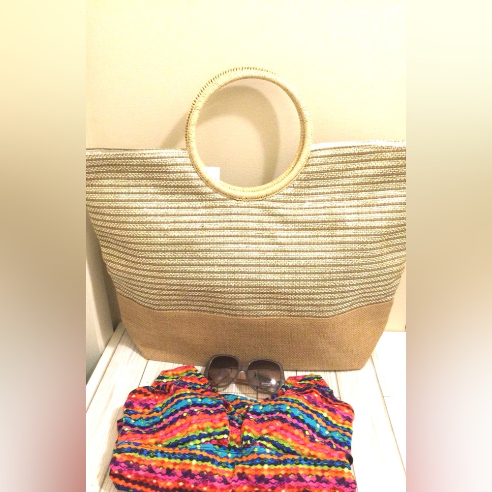 Multicolored Bathing Suit /Women's Tote Bag
Beach Bundle